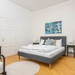 Rooftop Studio Börse