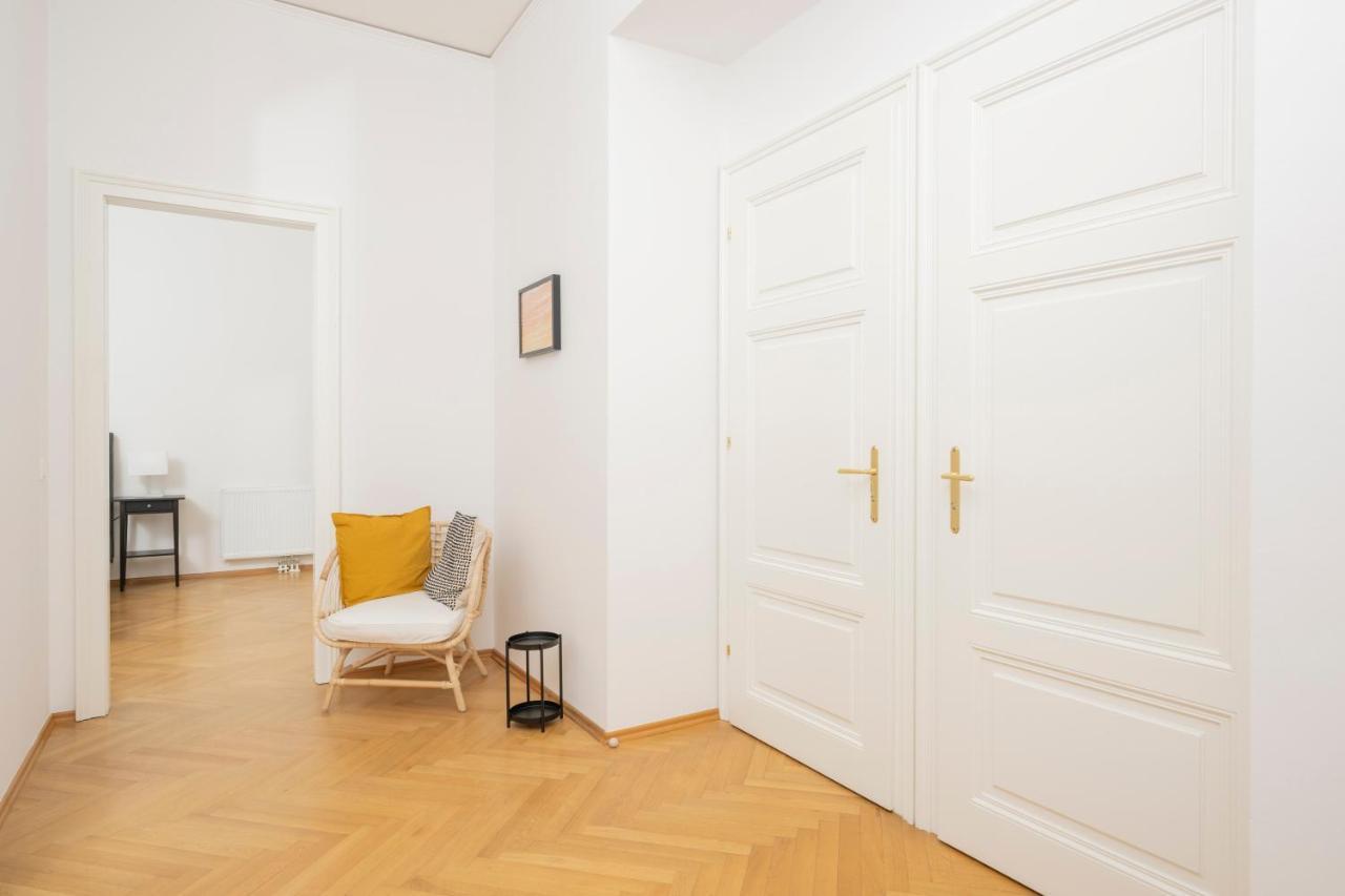 Rooftop Studio Börse
