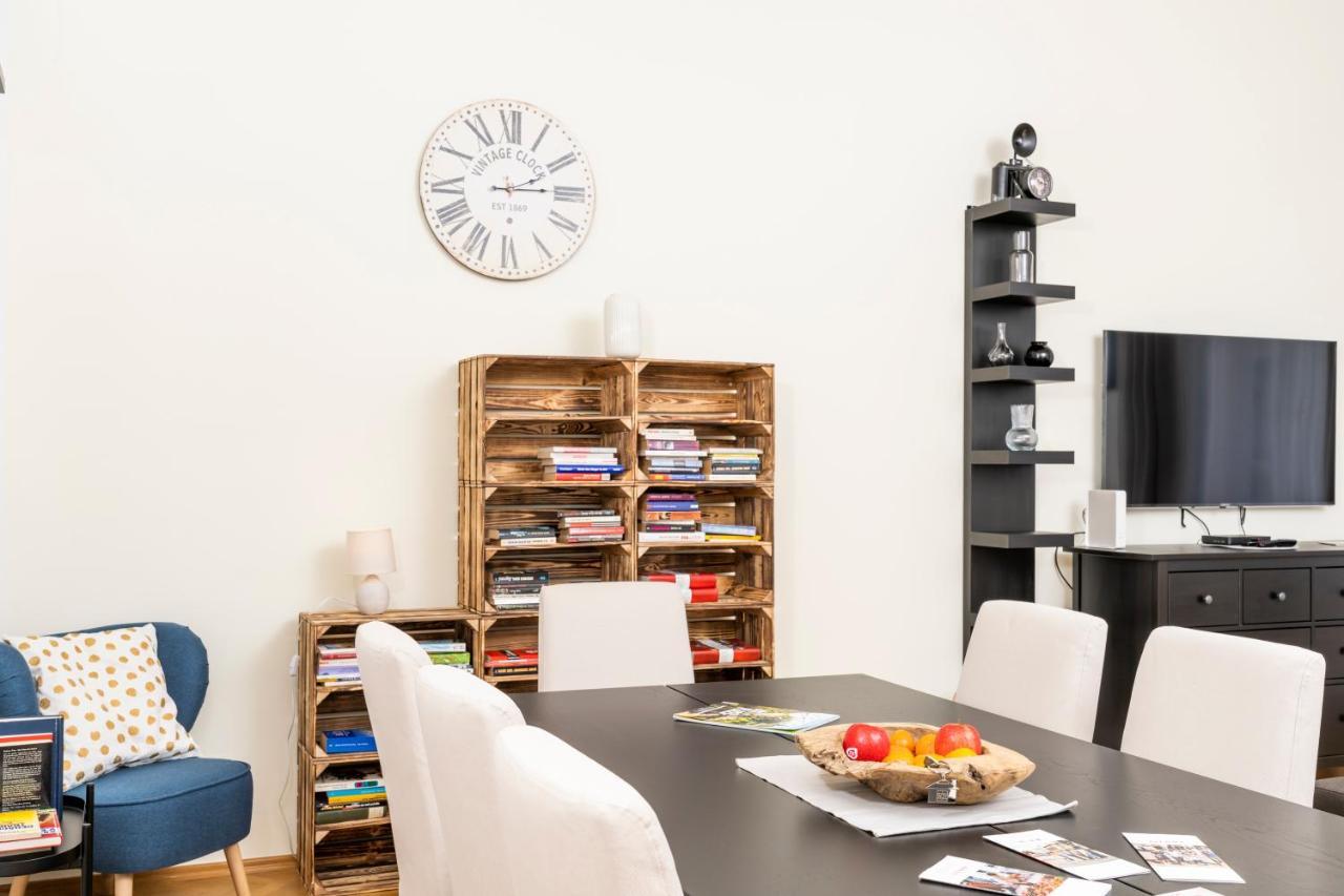 Rooftop Studio Borse By Ichbucheat Apartamento Viena