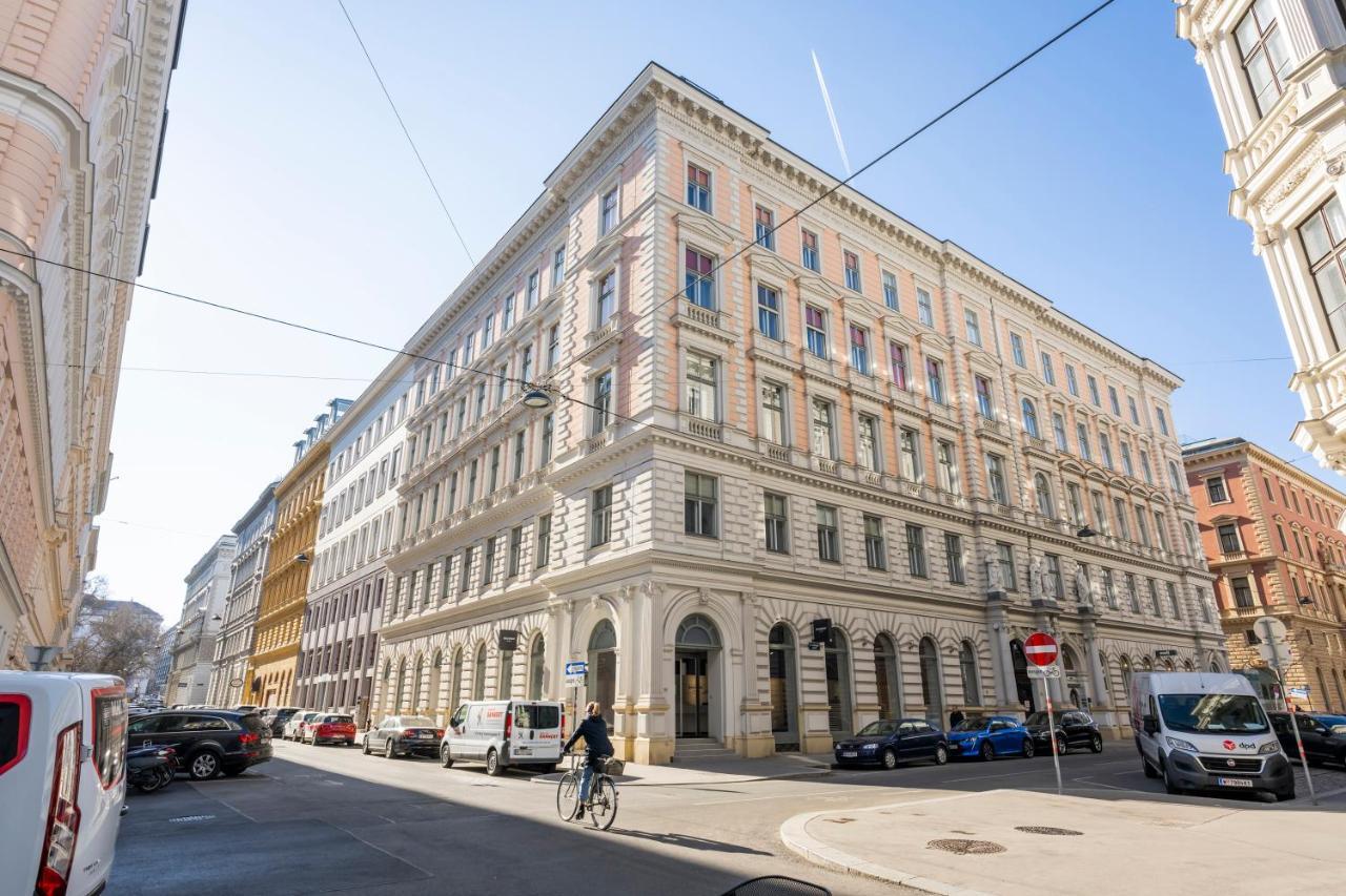 Rooftop Studio Borse By Ichbucheat Apartamento Viena