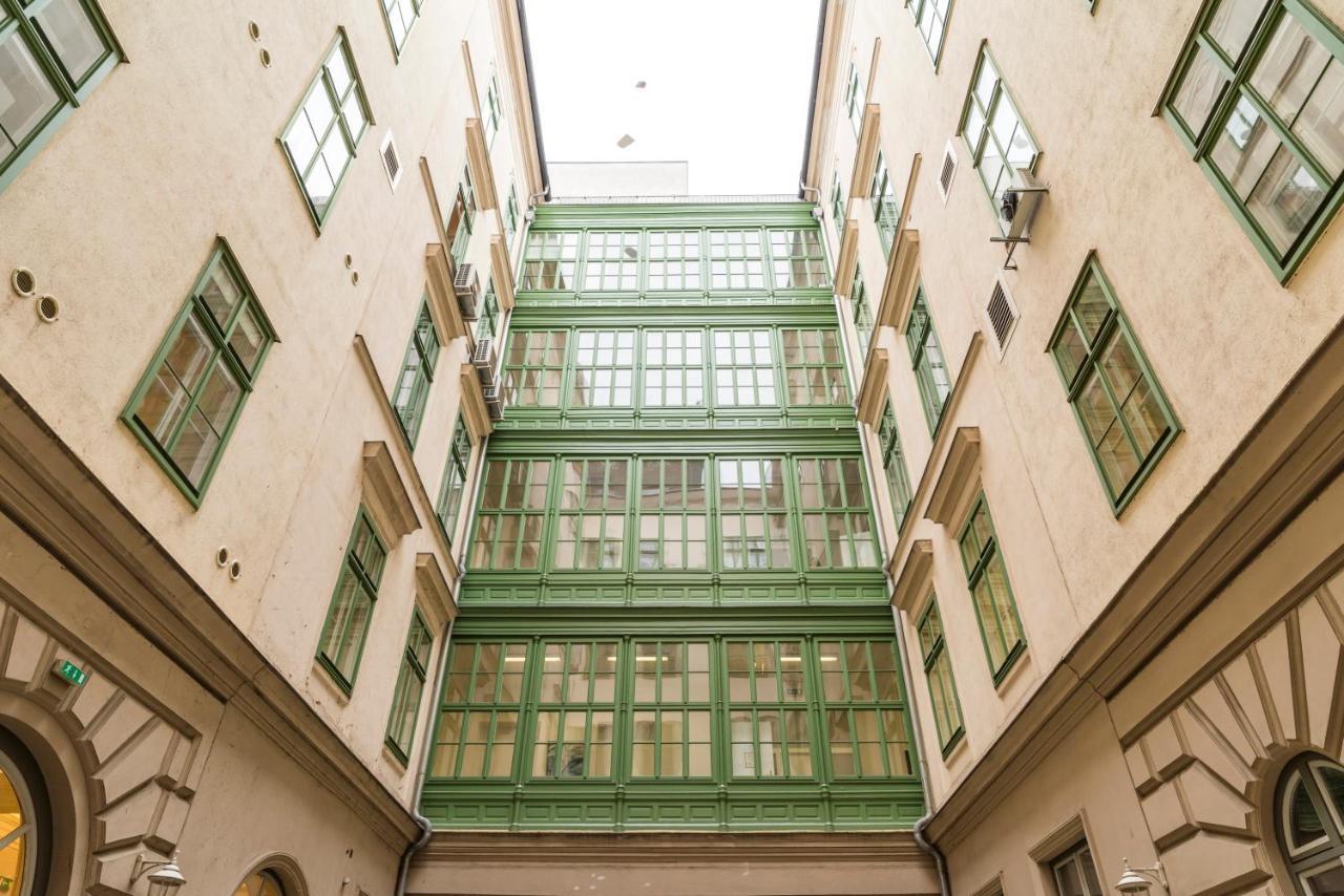 Rooftop Studio Borse By Ichbucheat Apartamento